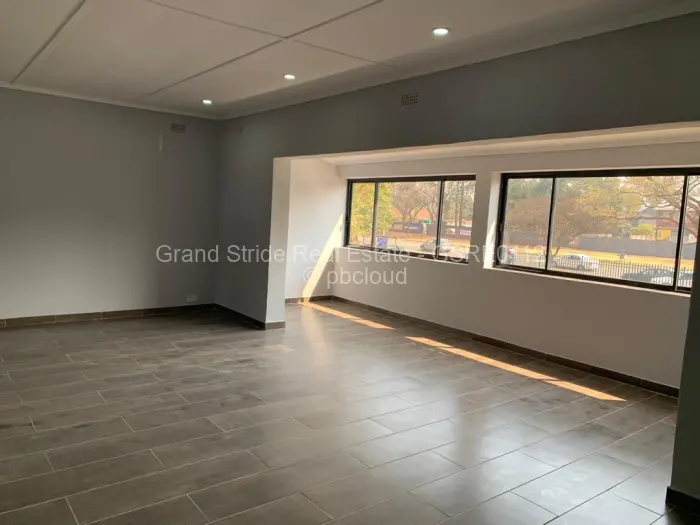 Commercial Property to Rent in Kamfinsa