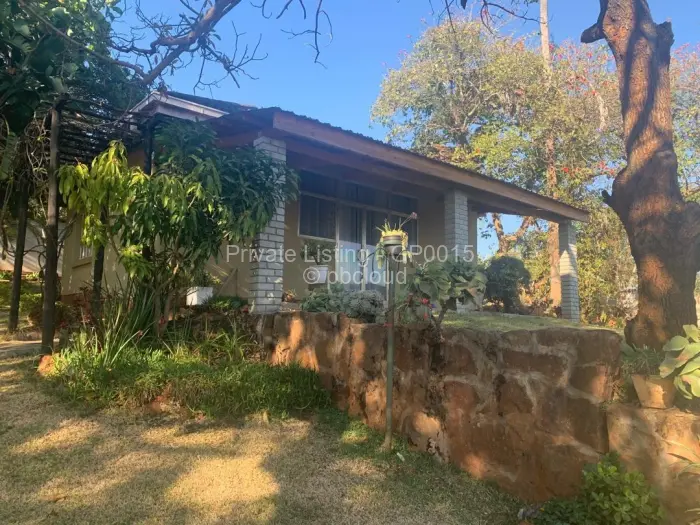 2 Bedroom Cottage/Garden Flat to Rent in Philadelphia