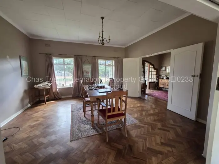 4 Bedroom House for Sale in Burnside, Bulawayo