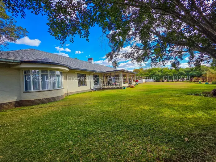 4 Bedroom House for Sale in Burnside, Bulawayo