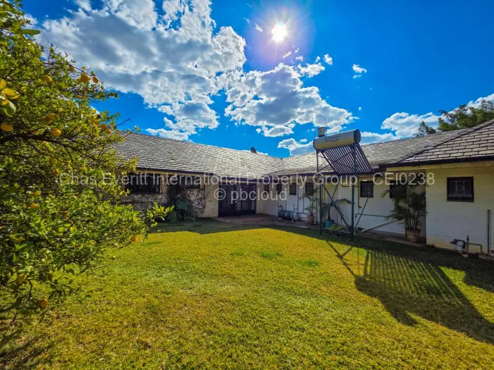 4 Bedroom House for Sale in Burnside, Bulawayo