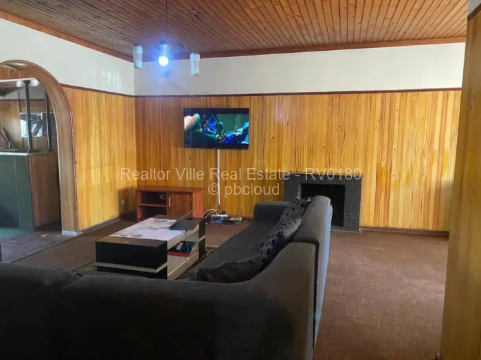 3 Bedroom House for Sale in Mabelreign, Harare