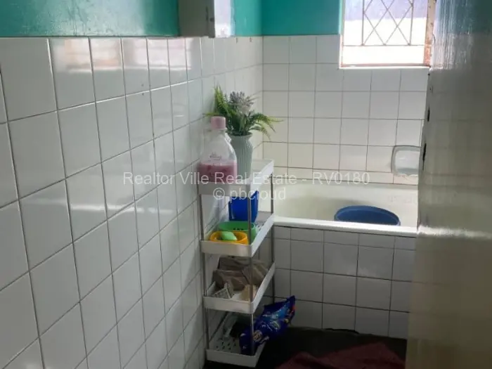 3 Bedroom House for Sale in Mabelreign, Harare