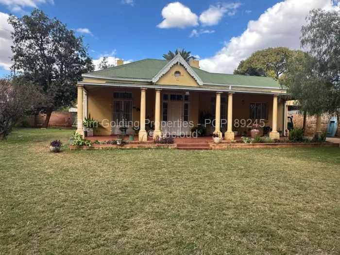 4 Bedroom House for Sale in Suburbs, Bulawayo