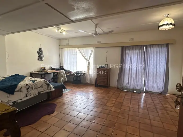 4 Bedroom House for Sale in Suburbs, Bulawayo