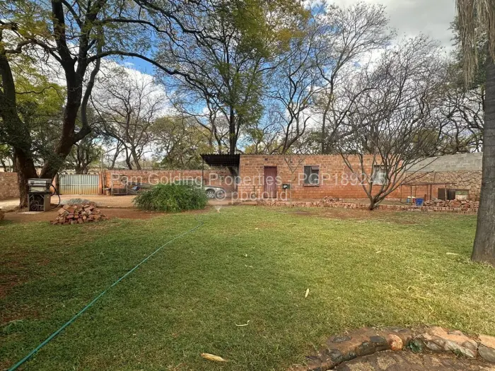 4 Bedroom House for Sale in Suburbs, Bulawayo