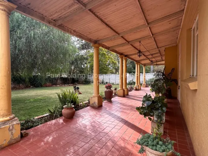 4 Bedroom House for Sale in Suburbs, Bulawayo