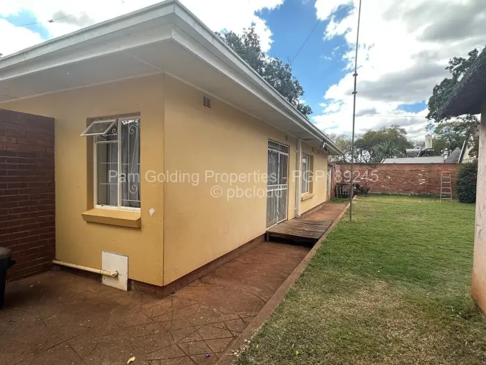 4 Bedroom House for Sale in Suburbs, Bulawayo