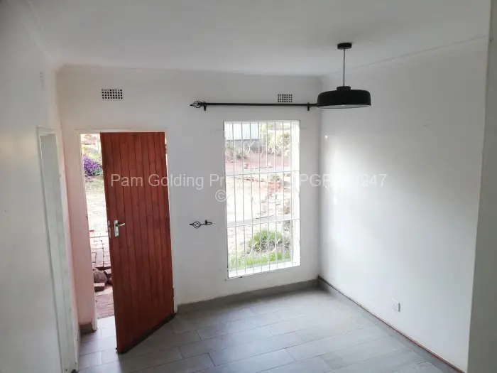 Flat/Apartment to Rent in Greystone Park