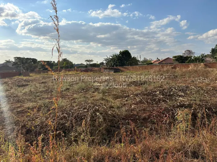 Stand for Sale in Gletwin Park, Harare