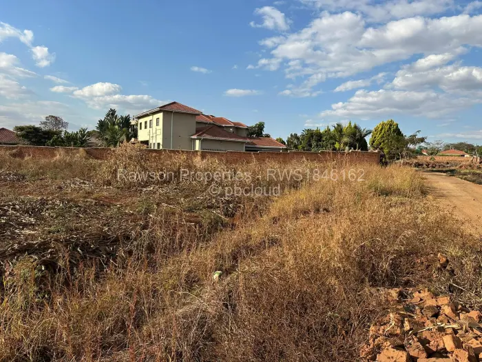 Stand for Sale in Gletwin Park, Harare