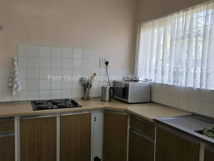 3 Bedroom House for Sale in Ilanda, Bulawayo