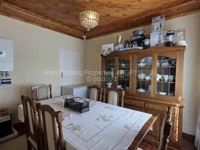 3 Bedroom House for Sale in Ilanda, Bulawayo