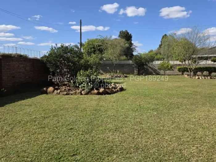 3 Bedroom House for Sale in Ilanda, Bulawayo