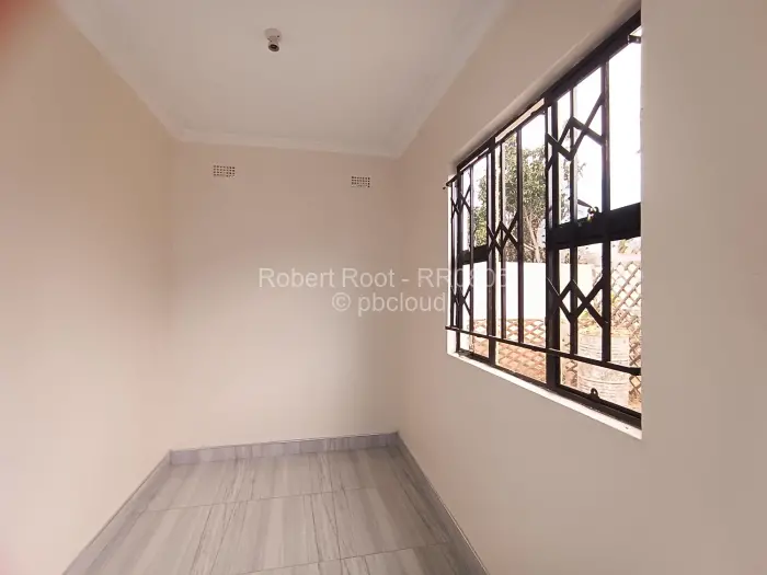 2 Bedroom Cottage/Garden Flat to Rent in Mount Pleasant, Harare