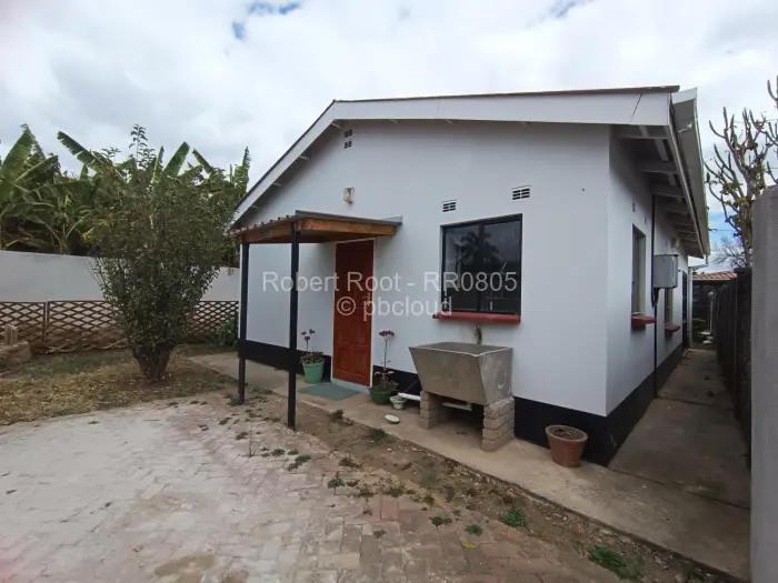 2 Bedroom Cottage/Garden Flat to Rent in Mount Pleasant, Harare