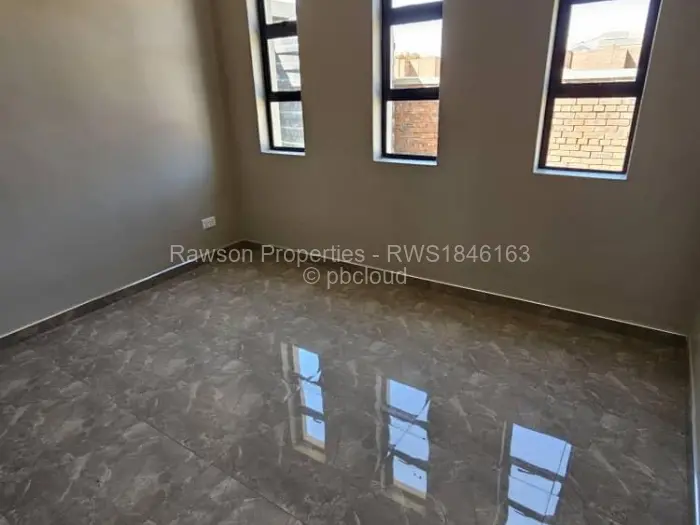 Townhouse/Complex/Cluster for Sale in Arlington, Harare