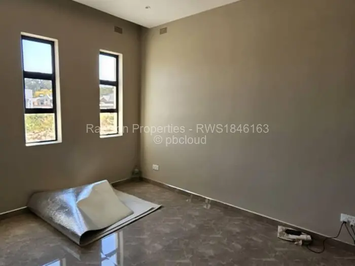 Townhouse/Complex/Cluster for Sale in Arlington, Harare