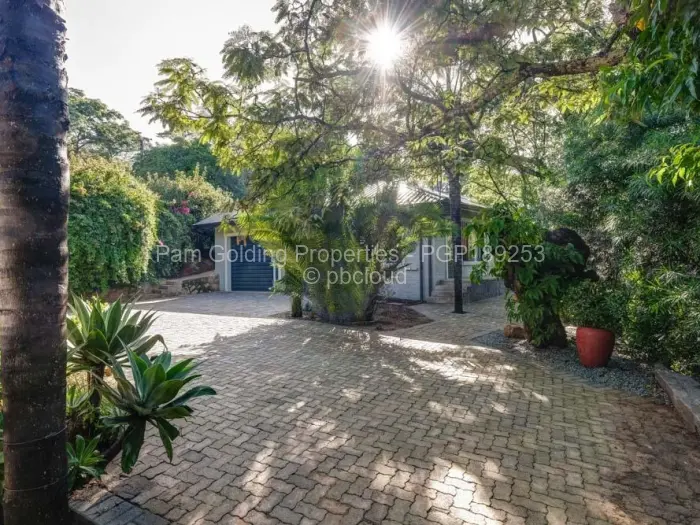 5 Bedroom House for Sale in Christon Bank, Christon Bank