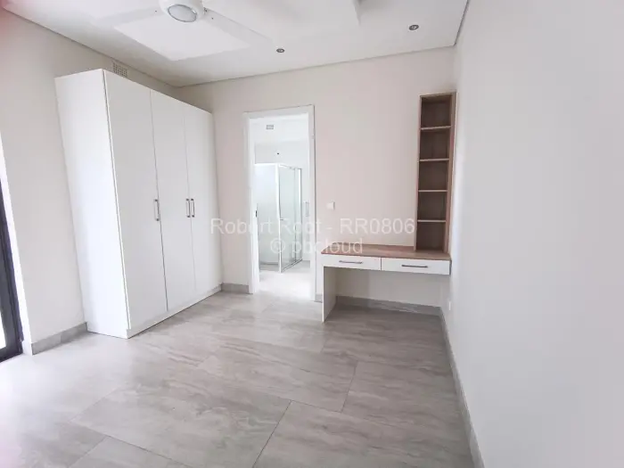 Townhouse/Complex/Cluster to Rent in Greendale, Harare