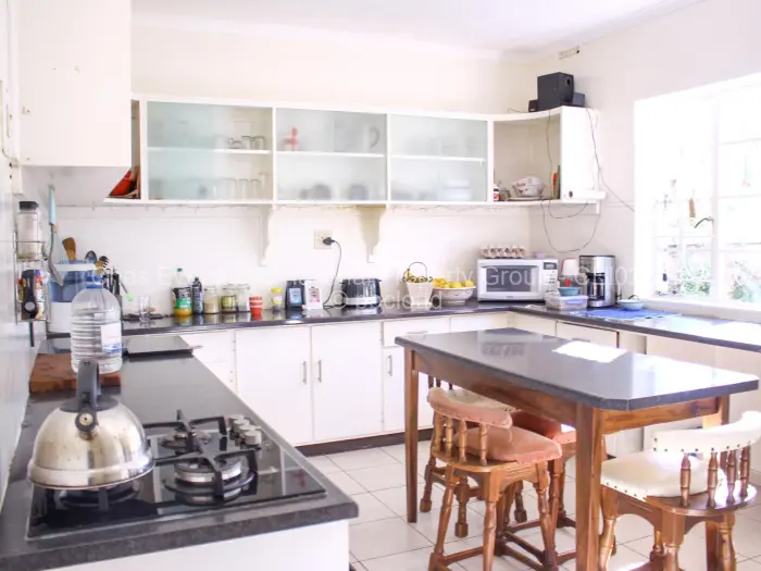 4 Bedroom House for Sale in Burnside, Bulawayo