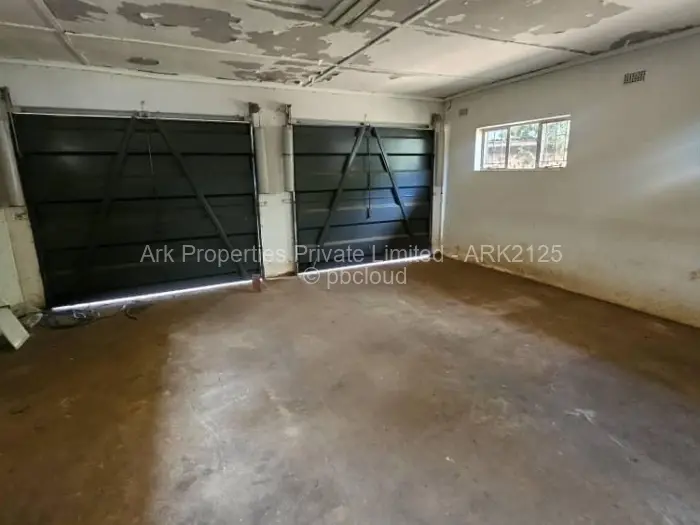 4 Bedroom House to Rent in Avondale