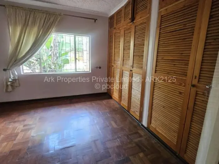 4 Bedroom House to Rent in Avondale