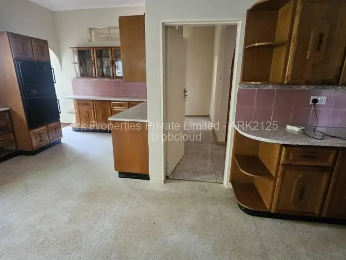4 Bedroom House to Rent in Avondale
