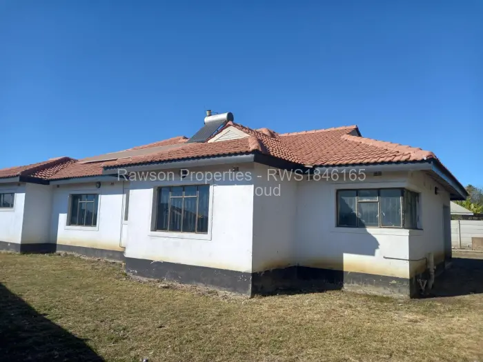 4 Bedroom House for Sale in Avonlea, Harare