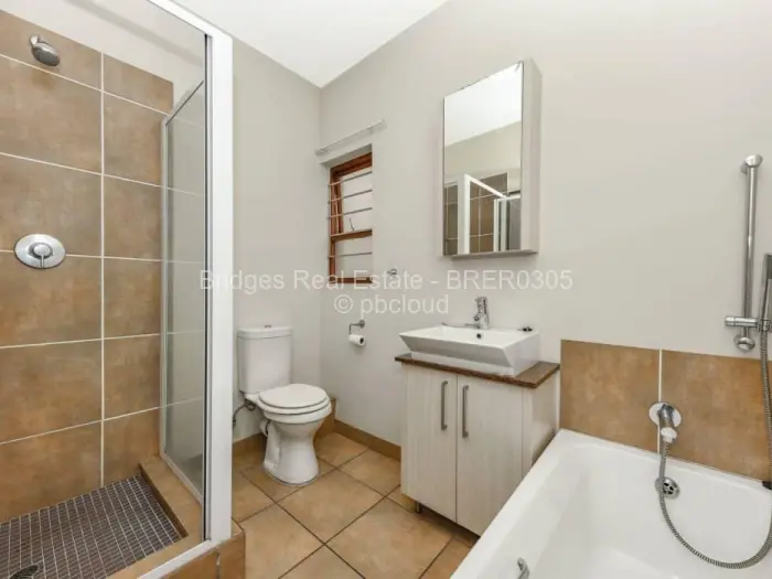 Townhouse/Complex/Cluster for Sale in Sandton, Johannesburg