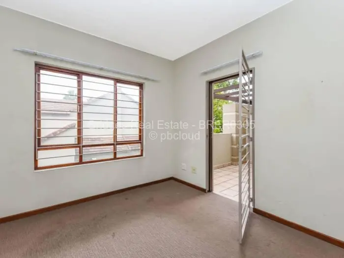Townhouse/Complex/Cluster for Sale in Sandton, Johannesburg