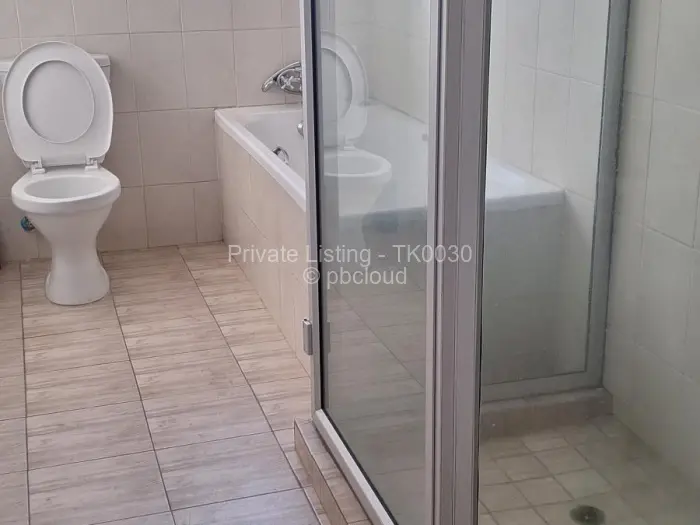 Townhouse/Complex/Cluster to Rent in Southview Park, Harare