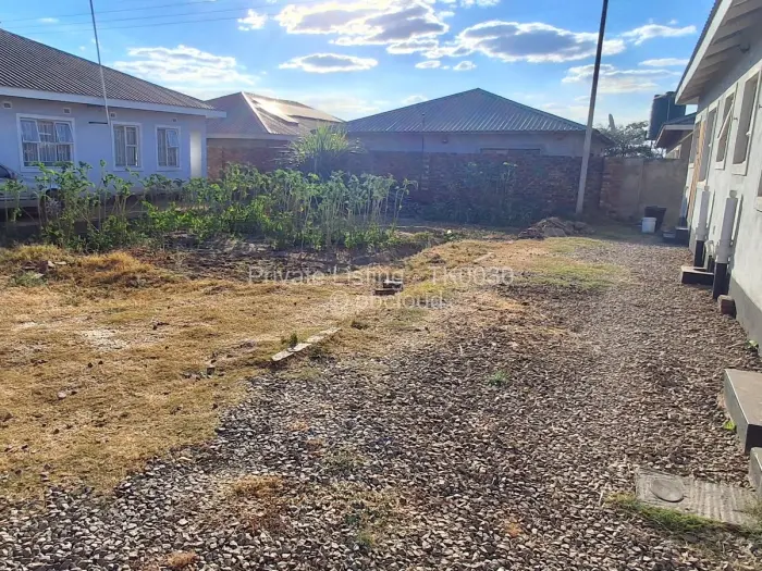 Townhouse/Complex/Cluster to Rent in Southview Park, Harare