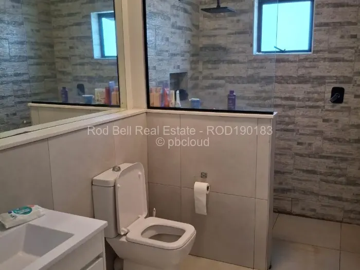 Townhouse/Complex/Cluster to Rent in Greendale, Harare