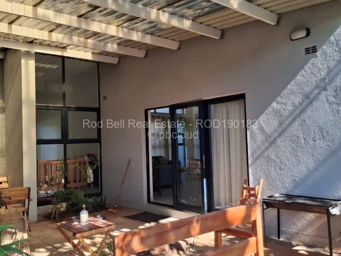 Townhouse/Complex/Cluster to Rent in Greendale, Harare
