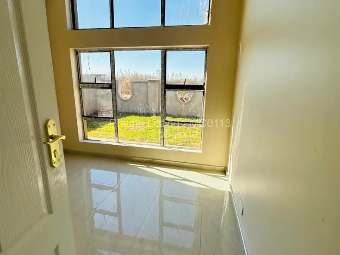 5 Bedroom House to Rent in Pomona, Harare