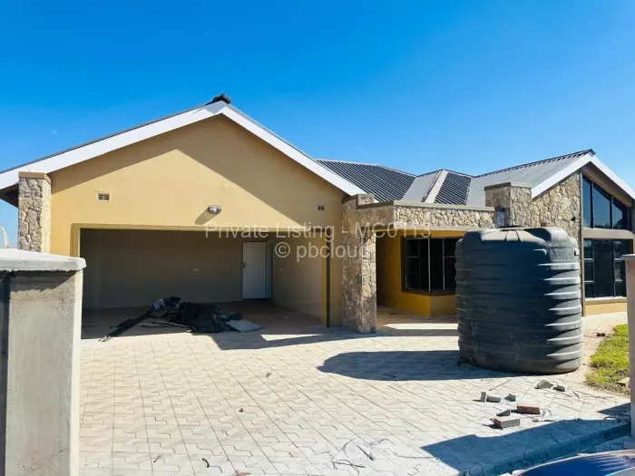 5 Bedroom House to Rent in Pomona, Harare