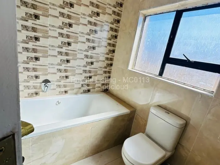 5 Bedroom House to Rent in Pomona, Harare