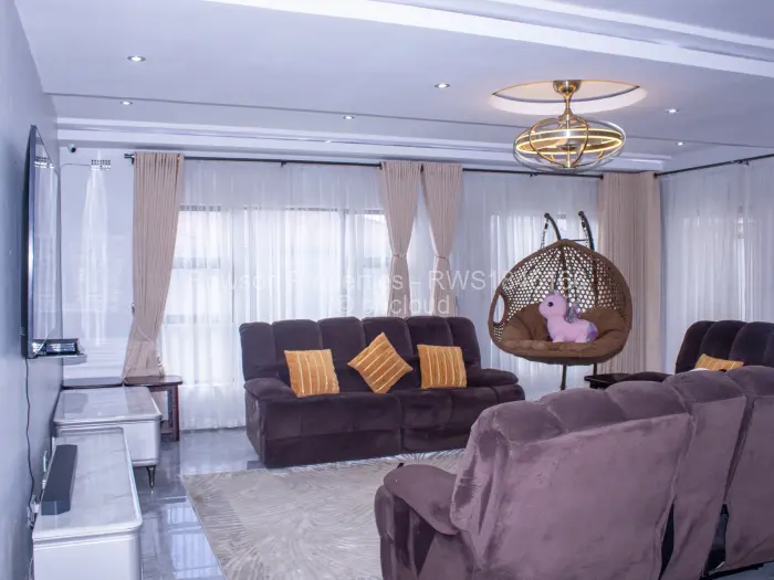 4 Bedroom House for Sale in Mabvazuva Estates, Ruwa