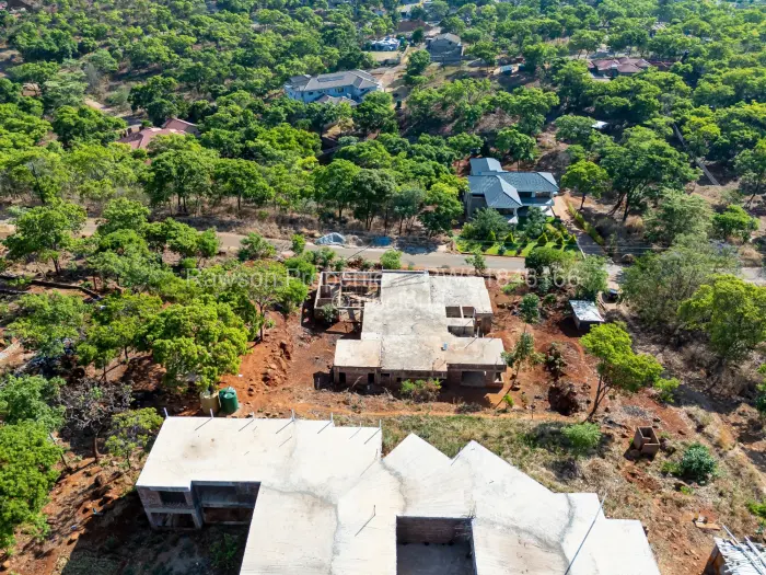 6 Bedroom House for Sale in Borrowdale, Harare