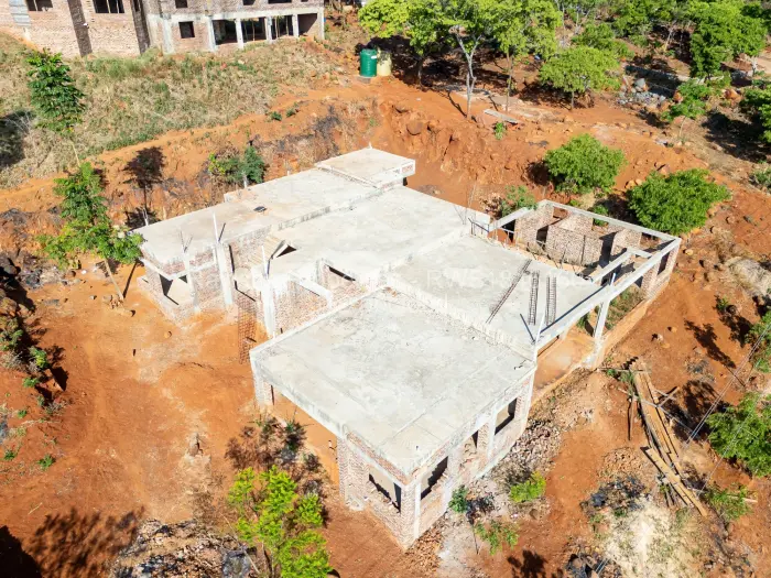 6 Bedroom House for Sale in Borrowdale, Harare