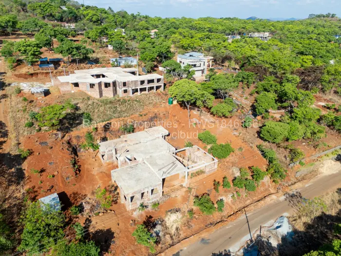 6 Bedroom House for Sale in Borrowdale, Harare