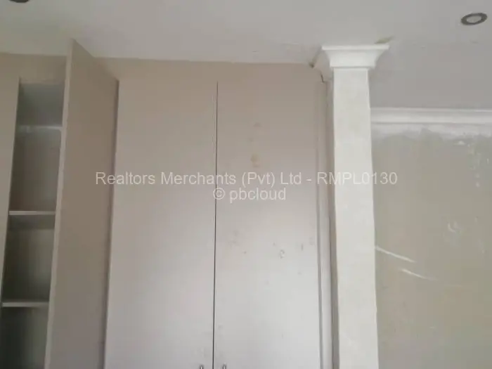 2 Bedroom House to Rent in Waterfalls