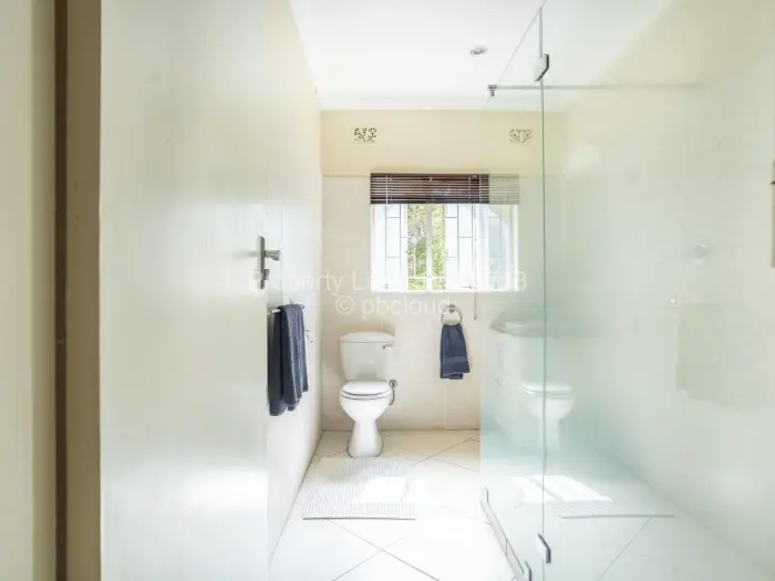 5 Bedroom House for Sale in Borrowdale Brooke, Harare