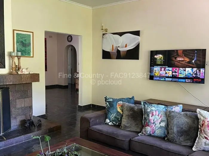 4 Bedroom House to Rent in Mount Pleasant