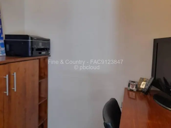 4 Bedroom House to Rent in Mount Pleasant