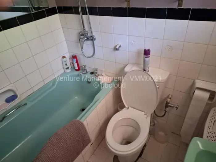 4 Bedroom House for Sale in Burnside, Bulawayo