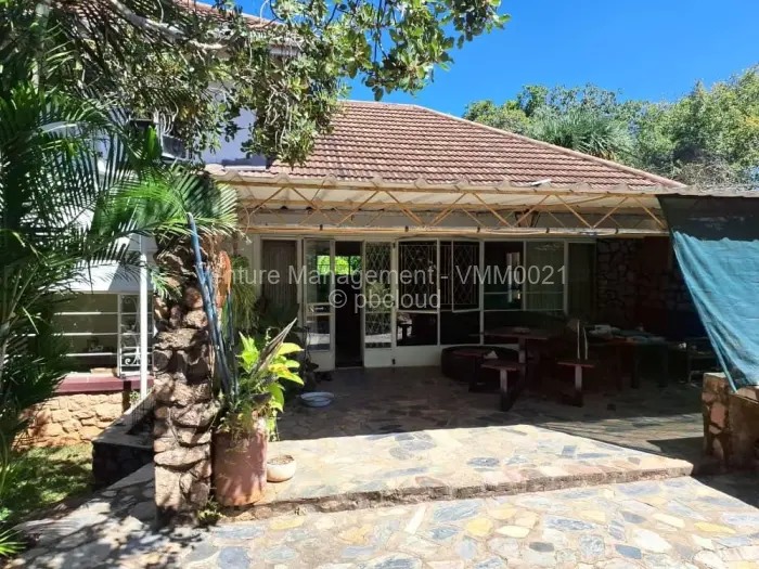 4 Bedroom House for Sale in Burnside, Bulawayo