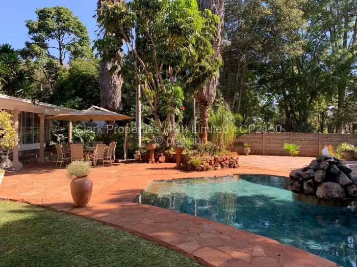 6 Bedroom House for Sale in Mandara, Harare