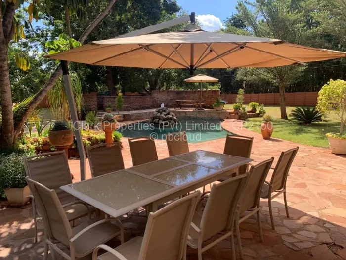 6 Bedroom House for Sale in Mandara, Harare